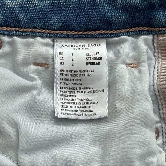 American Eagle Stretch Mom Straight Jean Size 2 - Picture 13 of 15